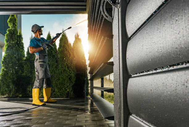 Best Animal Enclosure Cleaning  in Milbank, SD